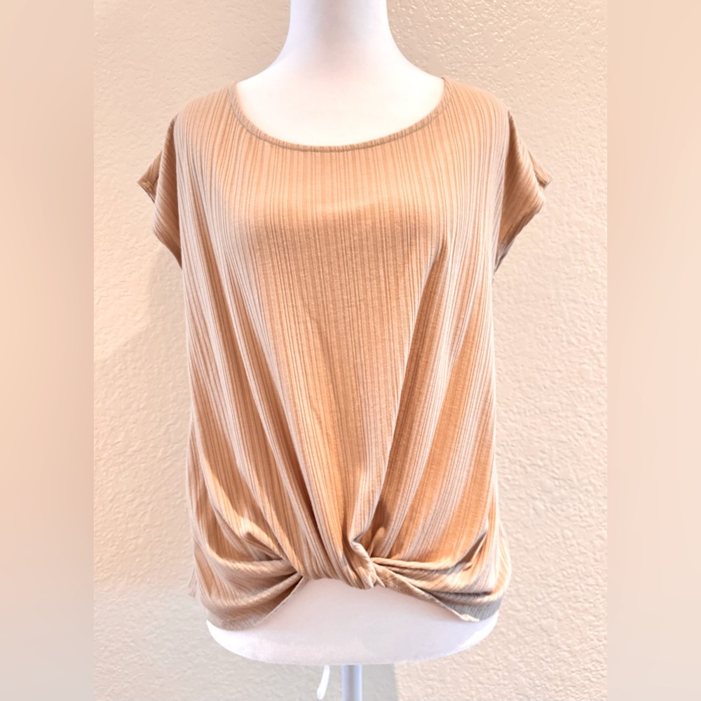 W5 Capped Sleeve Ribbed Textured Top - Tan - Size M